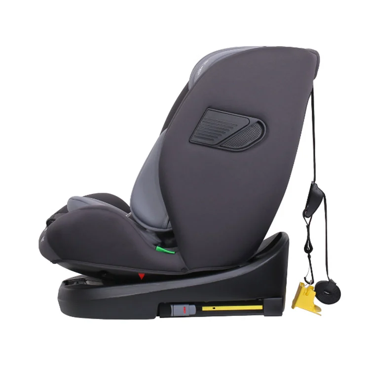 Baby-Sicherheitsautositz mit um 360° drehbarer Basis